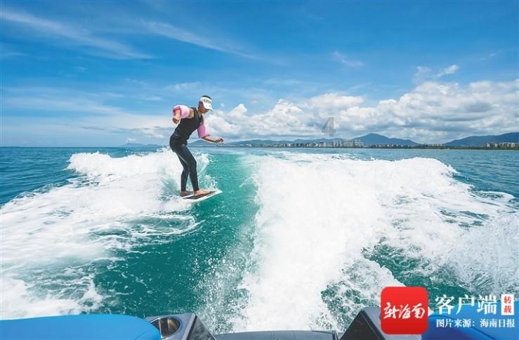 下属应该如何跟没本事的领导交流？需要把握哪些方面？游戏画面