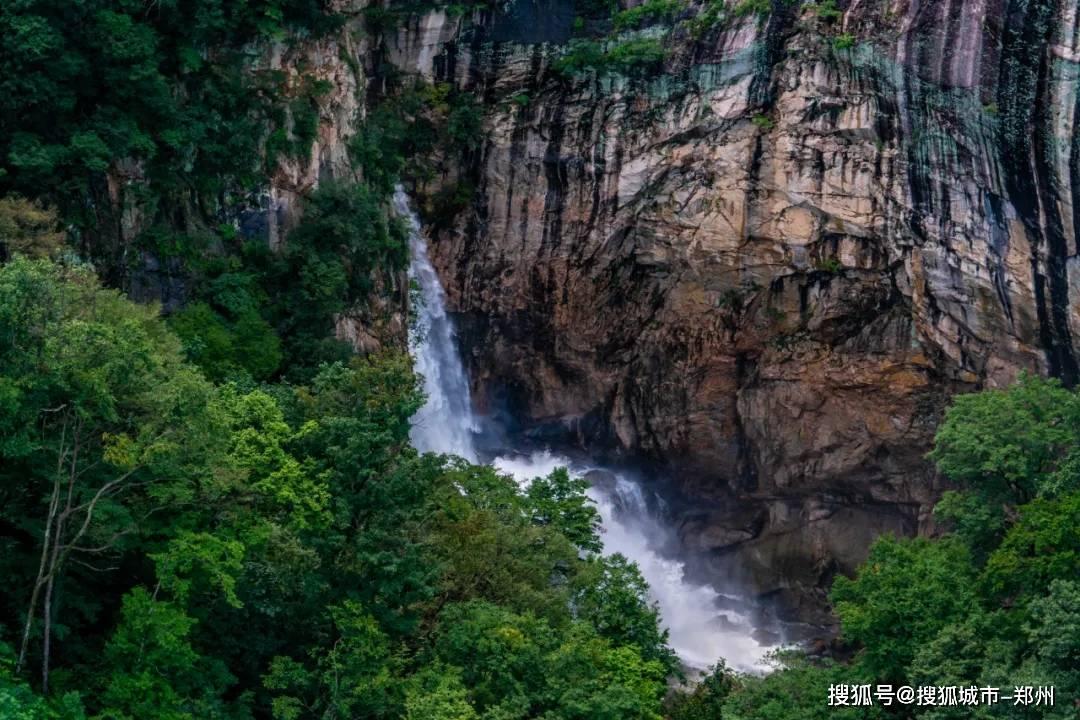 虚拟现实产业园总部基地开工、张村河南等村庄改造项目回迁……2024，崂山要大抓这些大项目